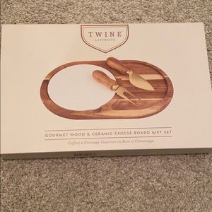 Brand New Gourmet Wood & Ceramic Cheese Board